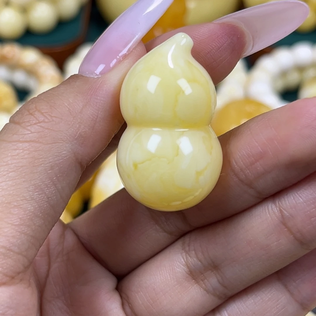 未镶嵌琥珀手串……