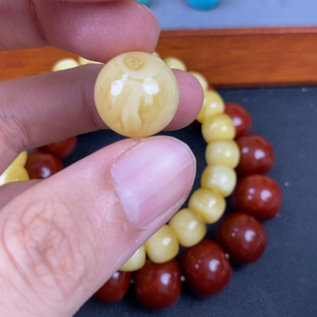 琥珀未镶嵌裸石46