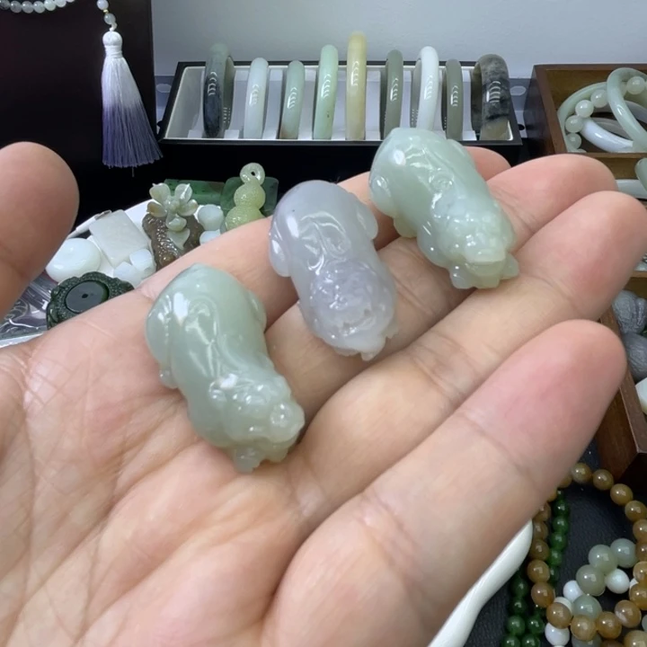 和田玉未镶嵌吊坠(不含链)