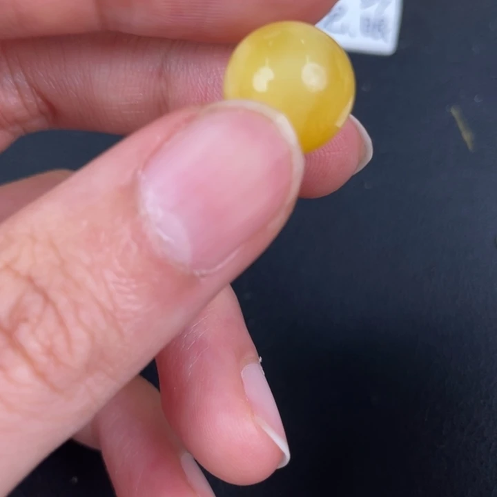 琥珀裸石未镶嵌天然23