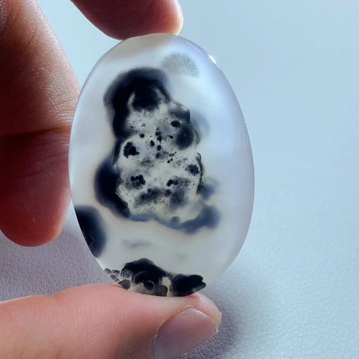 玛瑙/玉髓颈饰未镶嵌慕**子