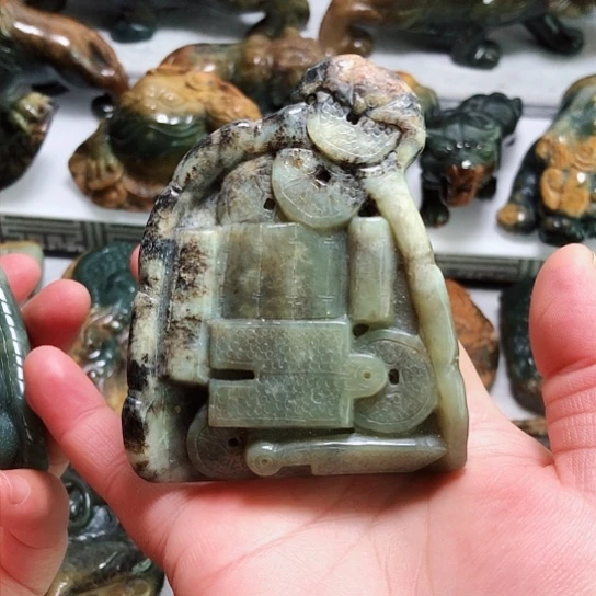 岫岩河磨玉（透闪石质玉）把件未镶嵌