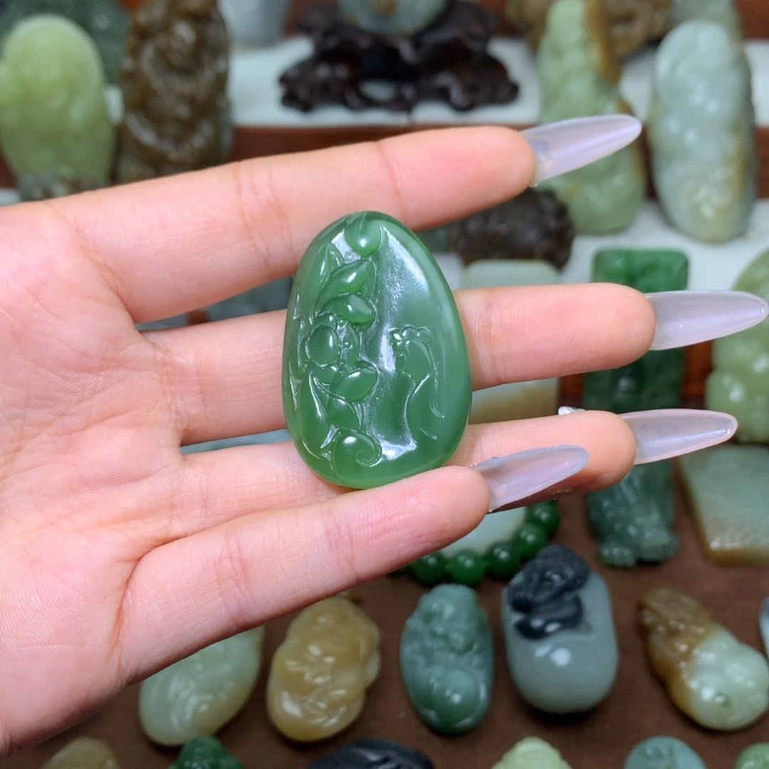 和田玉未镶嵌吊坠(不含链)