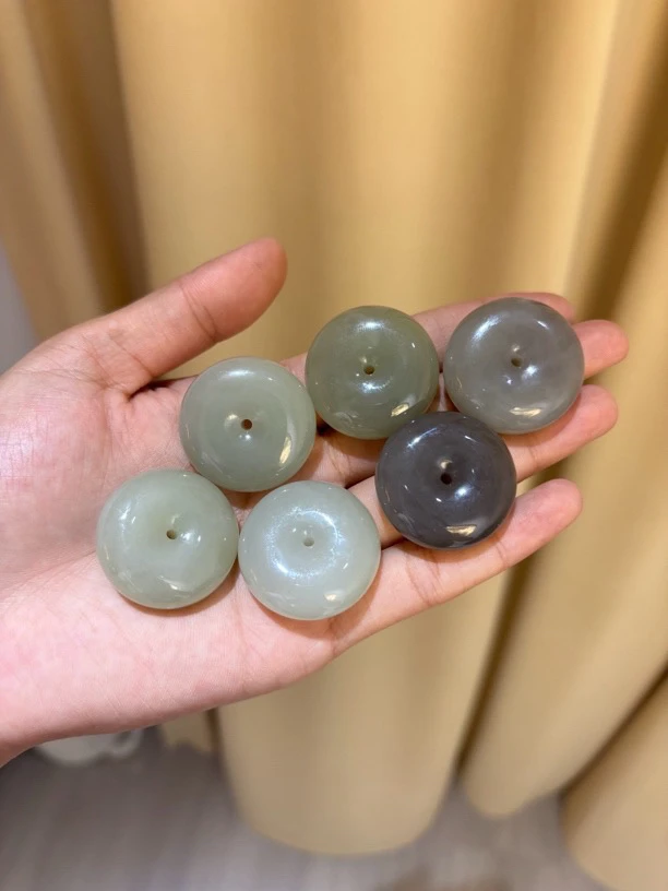 和田玉2127晴水料平安扣多样性发其一