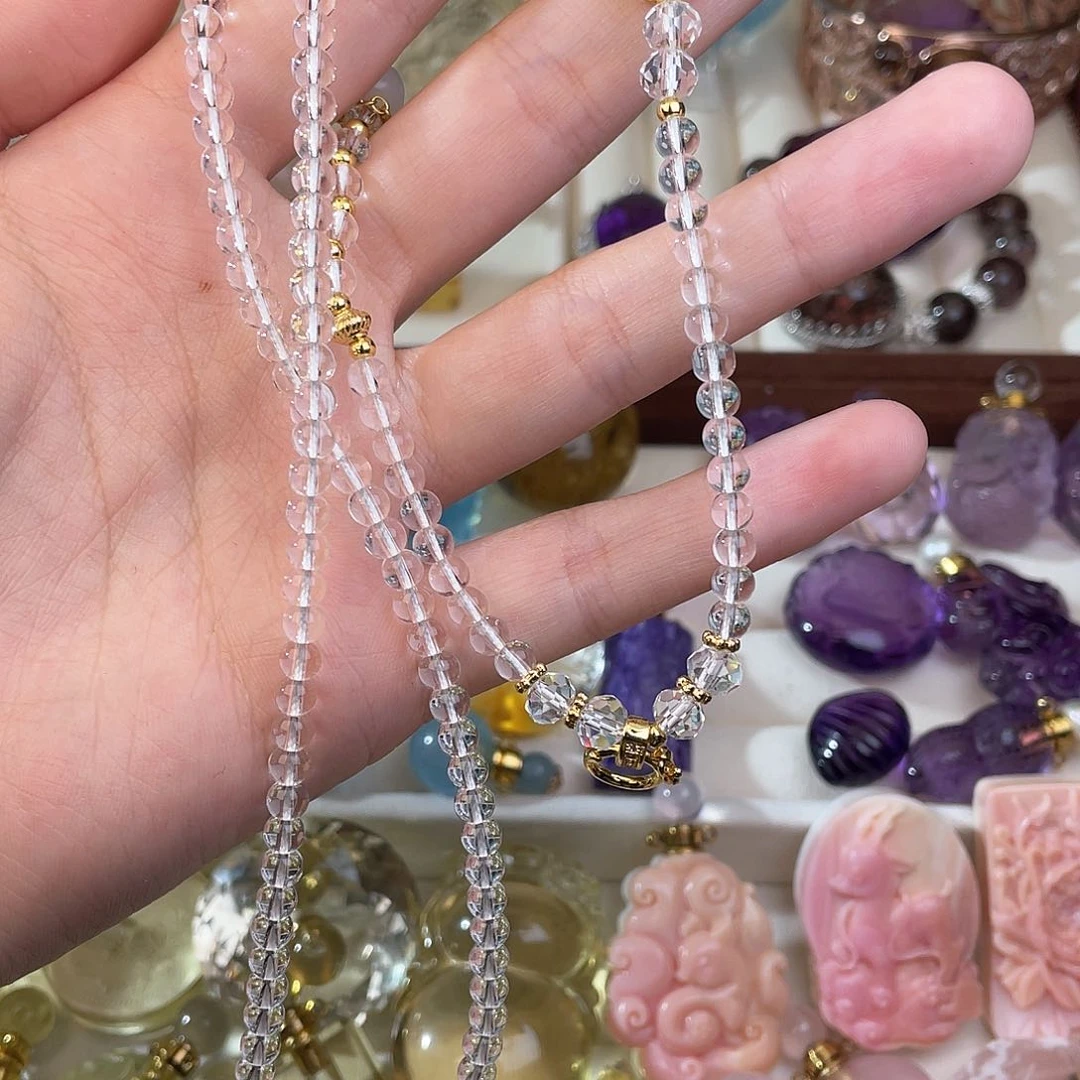 水晶颈饰未镶嵌人***。天然水晶吊坠530