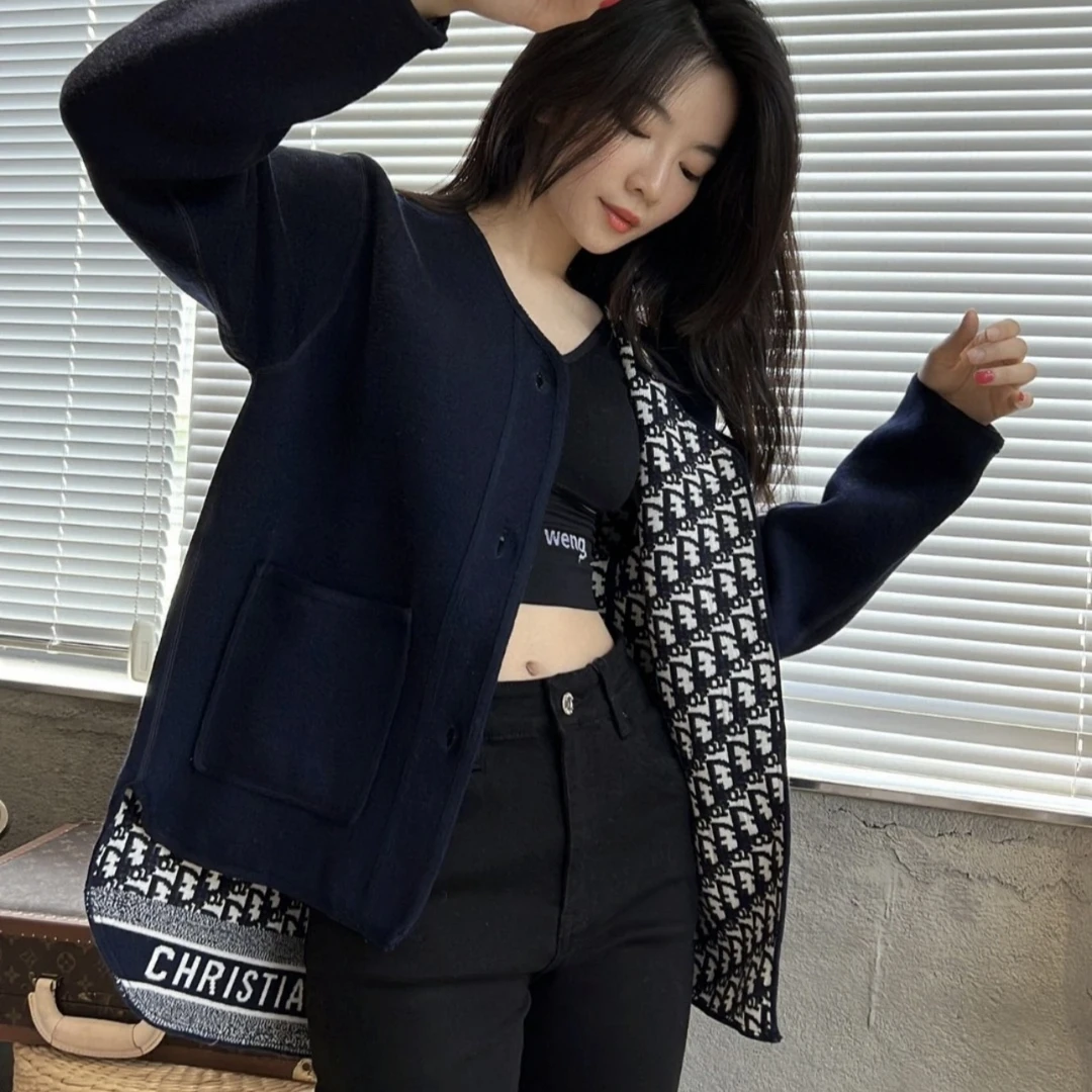 99新 DIOR/迪奥 A100712/内里老花满印藏蓝外套/38码迪奥大衣