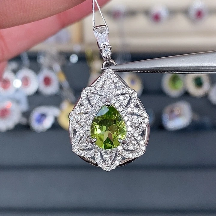 橄榄石吊坠(不含链)银S925镶嵌