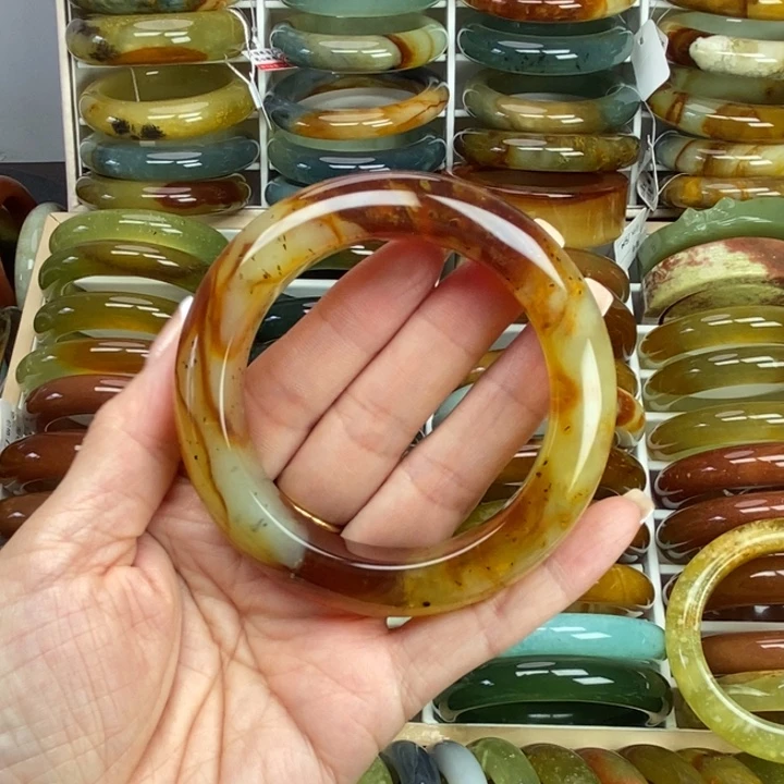 蛇纹石玉未镶嵌手镯57