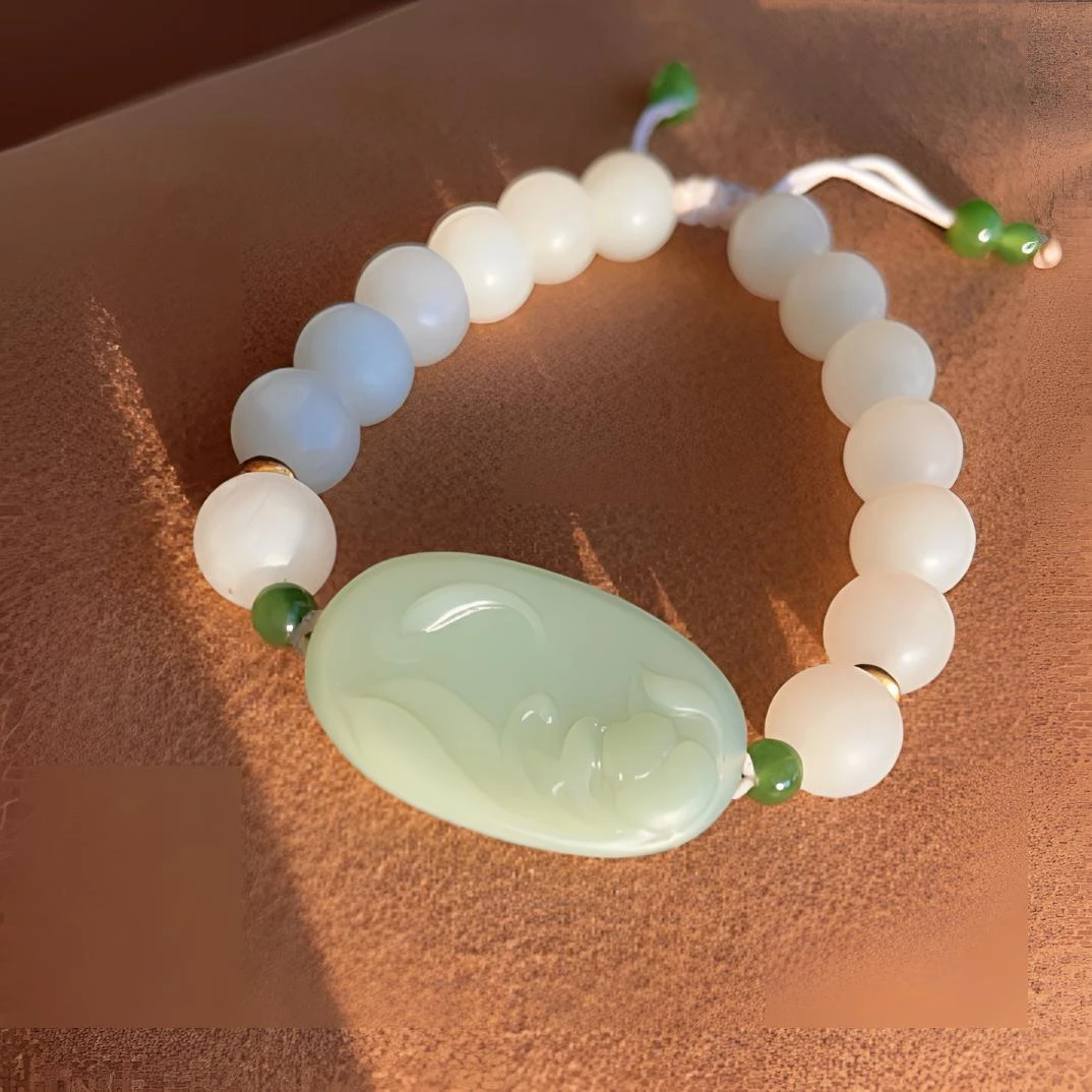 和田玉白玉圆珠珠串碧玉粉青手牌荷花鲤鱼手链10mm手串时尚简约