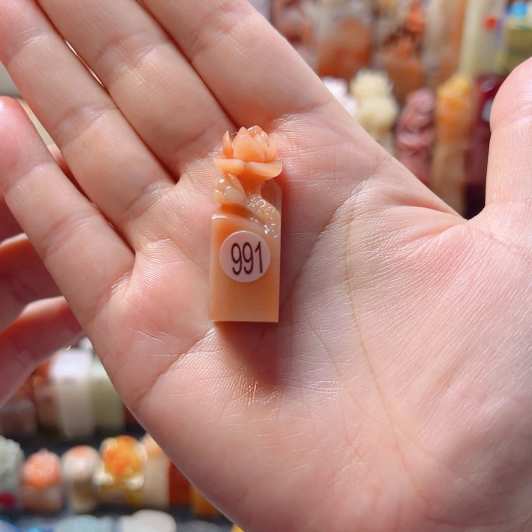 小***子寿山石印石包手工刻字