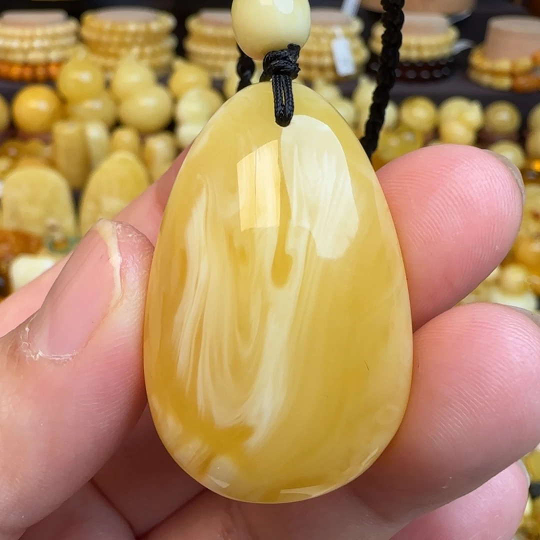 琥珀未镶嵌套链天然俄料浓白妖花蜜蜡水滴