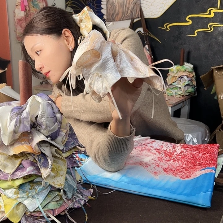 朝***雨385方巾发圈不退不换