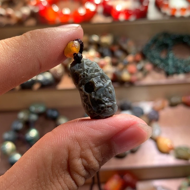 玛瑙/玉髓未镶嵌珠宝半成品