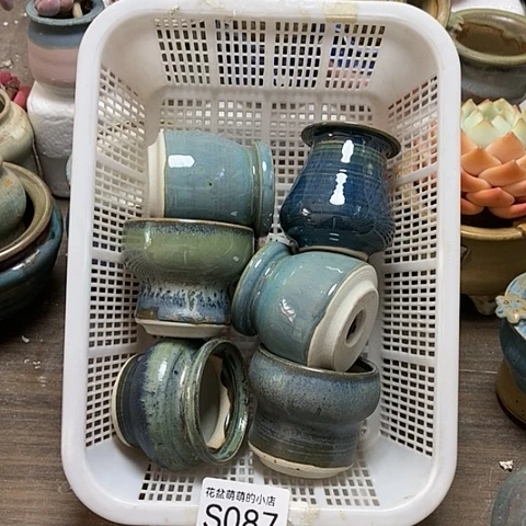 紫砂花盆087微瑕品口径3到4左右