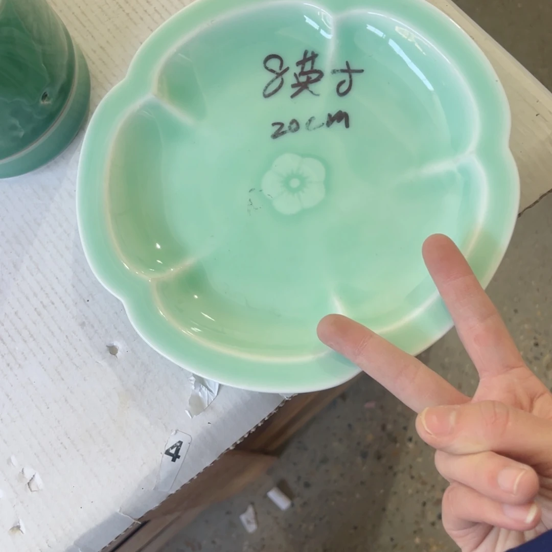 瓷片哈哈哈哈哈哈哈哈