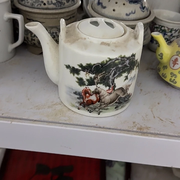 景德镇陶瓷瓷厂厂