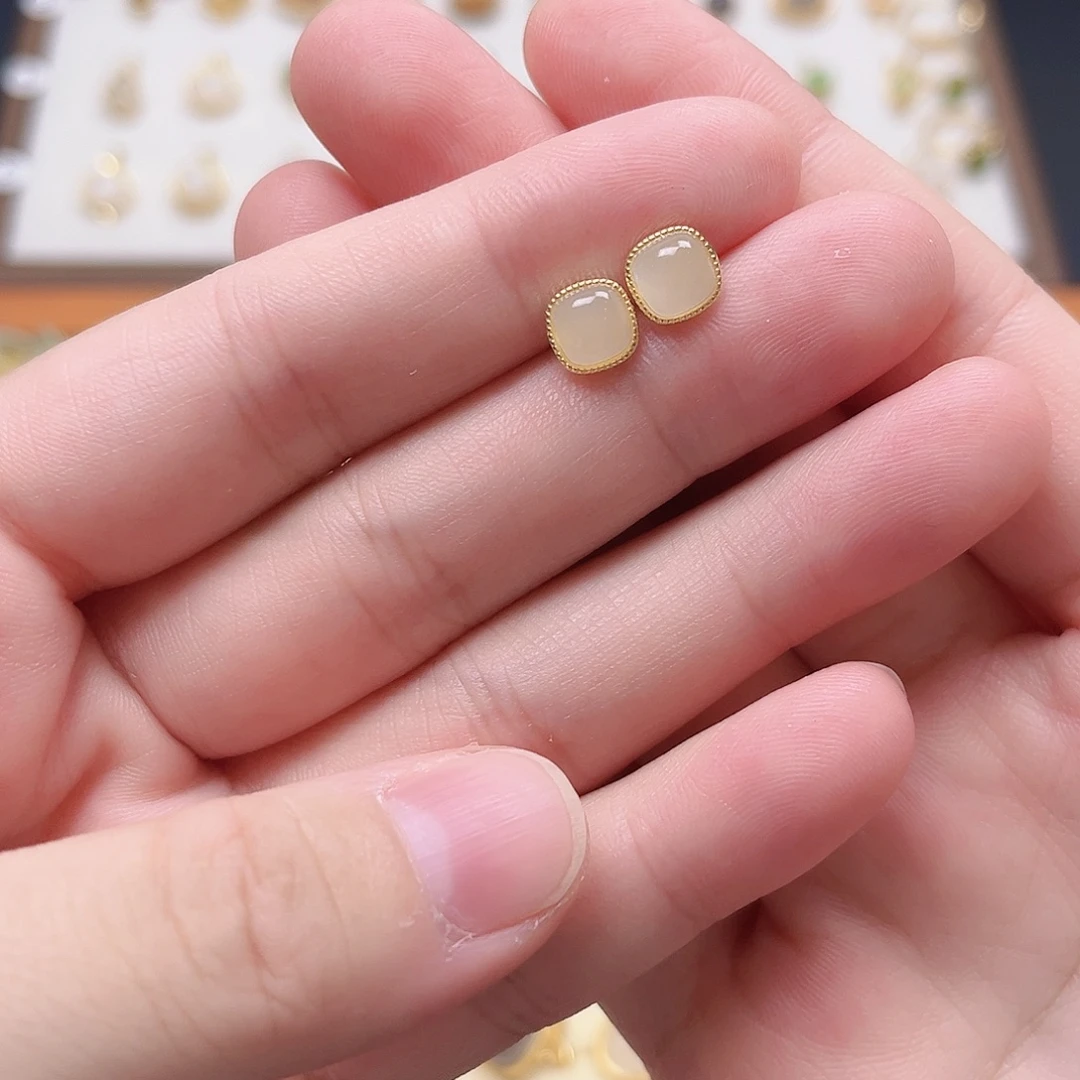 和田玉银S925镶嵌耳饰