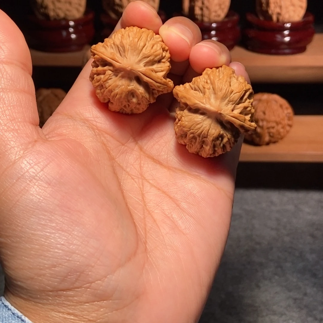 是***哎其他核桃龙珠无修全品32