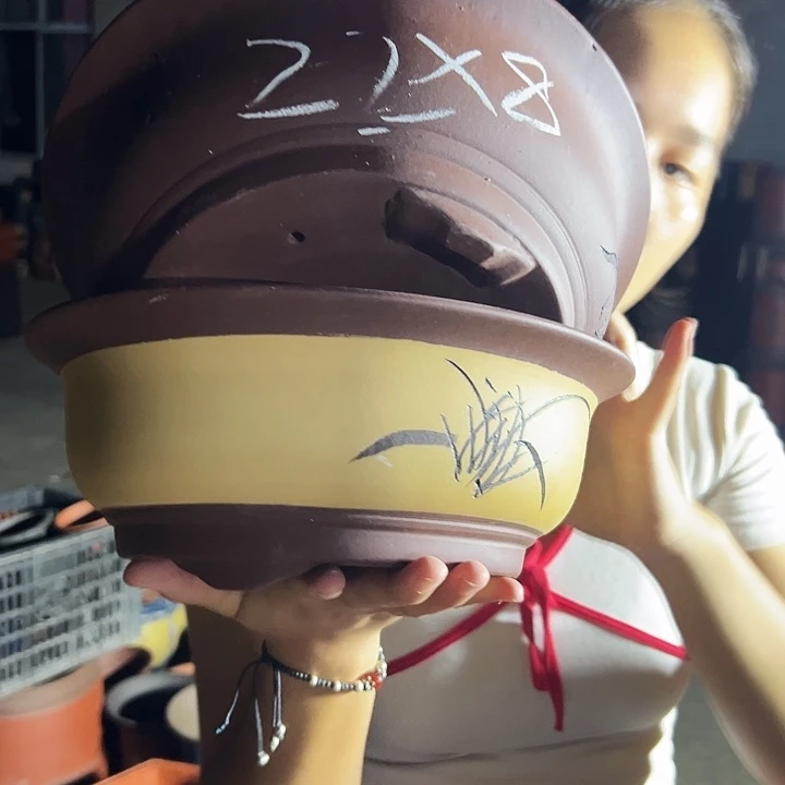 032小号一个+033小号一个