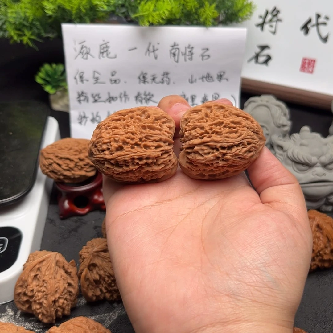 吊坠文玩核桃٨****ﮩ