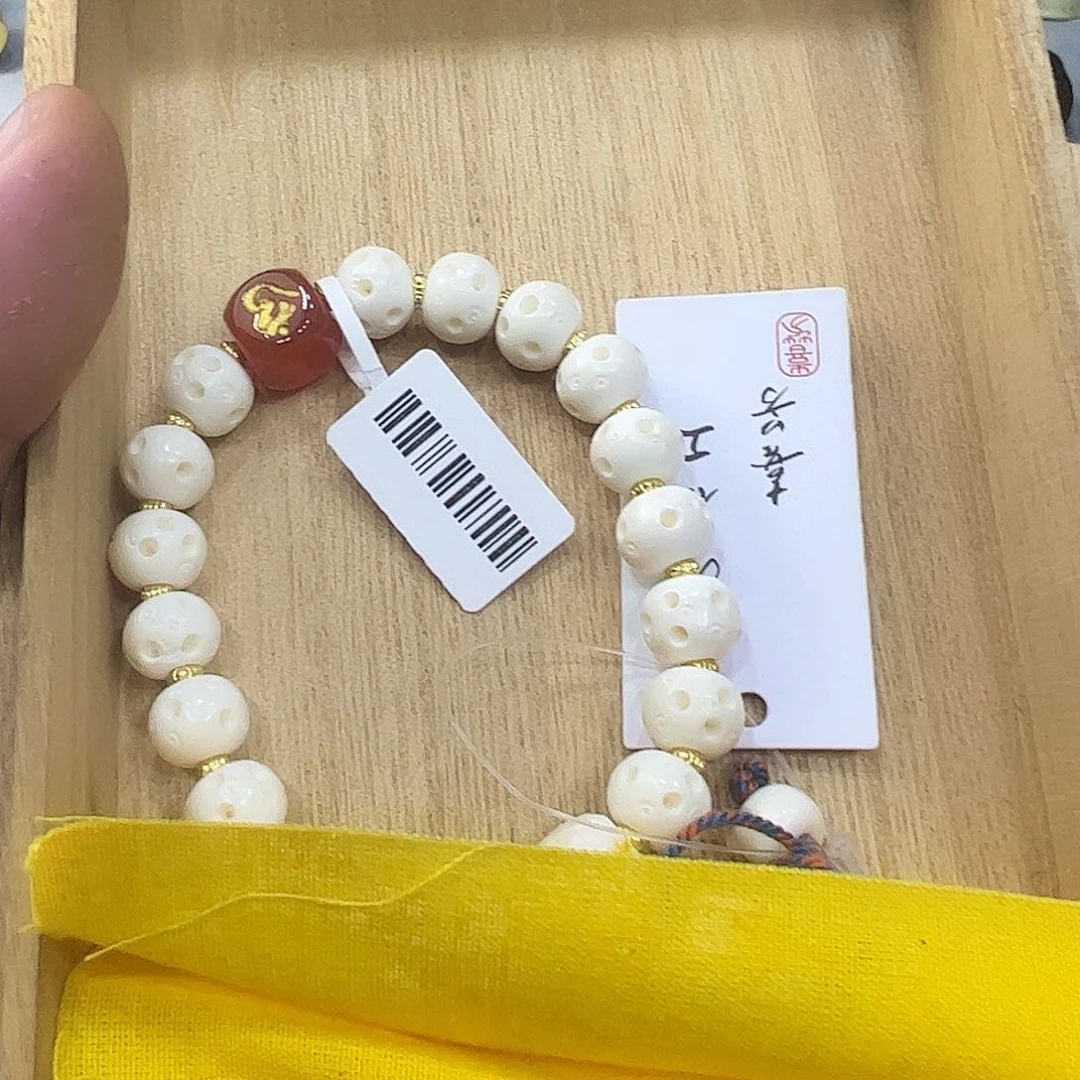 我们的确是一个人的生活