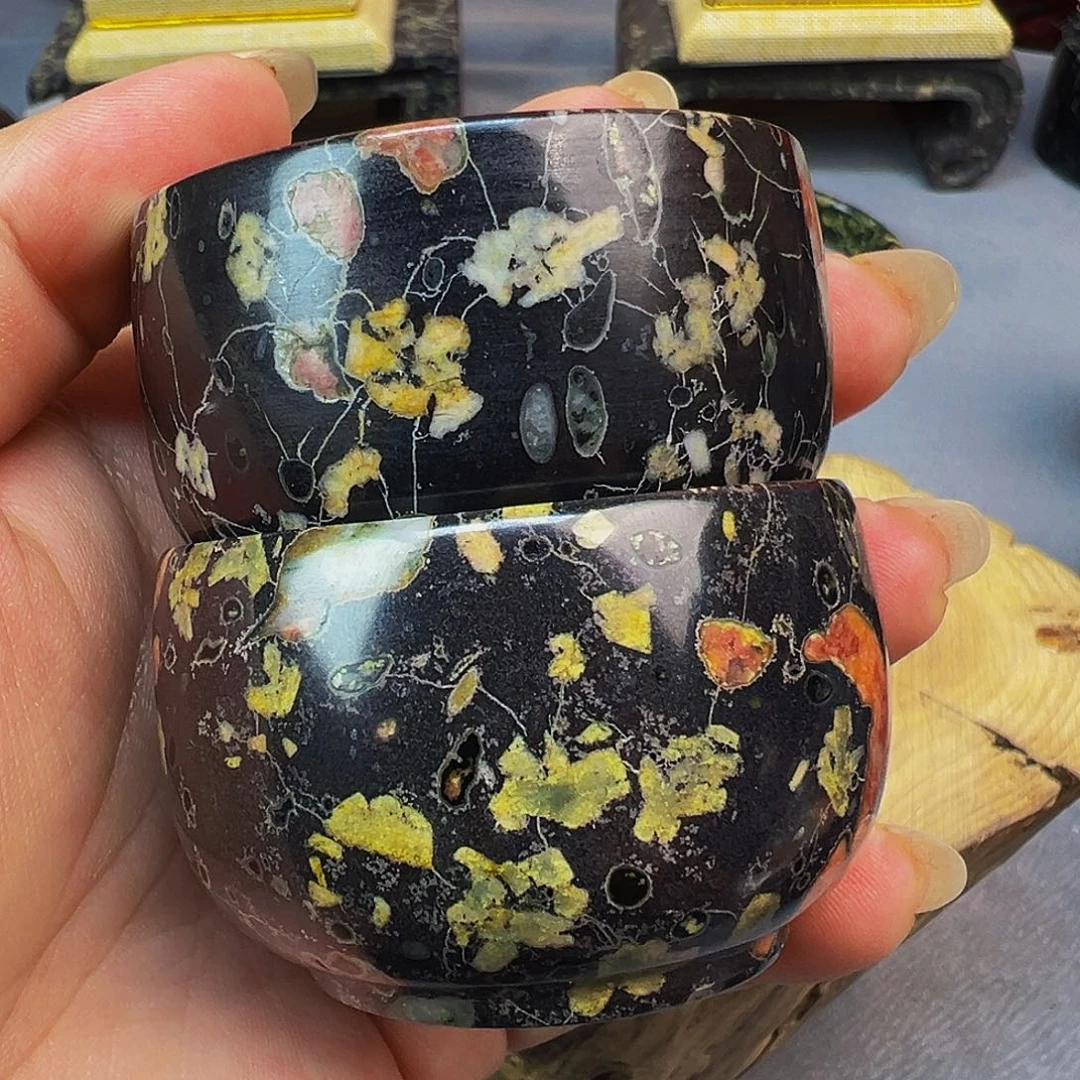 杨***士梅花玉套装茶周边