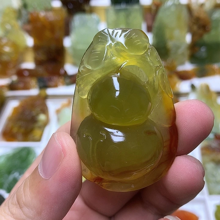 蛇纹石玉未镶嵌珠宝半成品