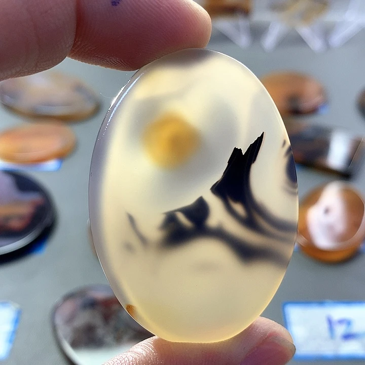 未镶嵌颈饰玛瑙/玉髓