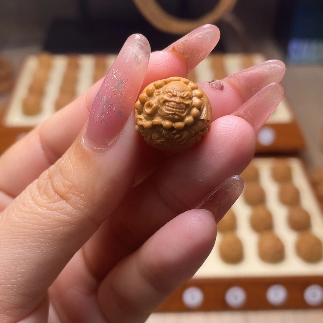 猴头核桃吊坠16左右猴头核桃伏虎