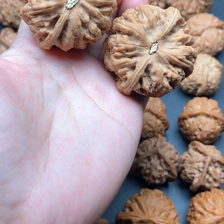 吊坠文玩核桃粗筋47