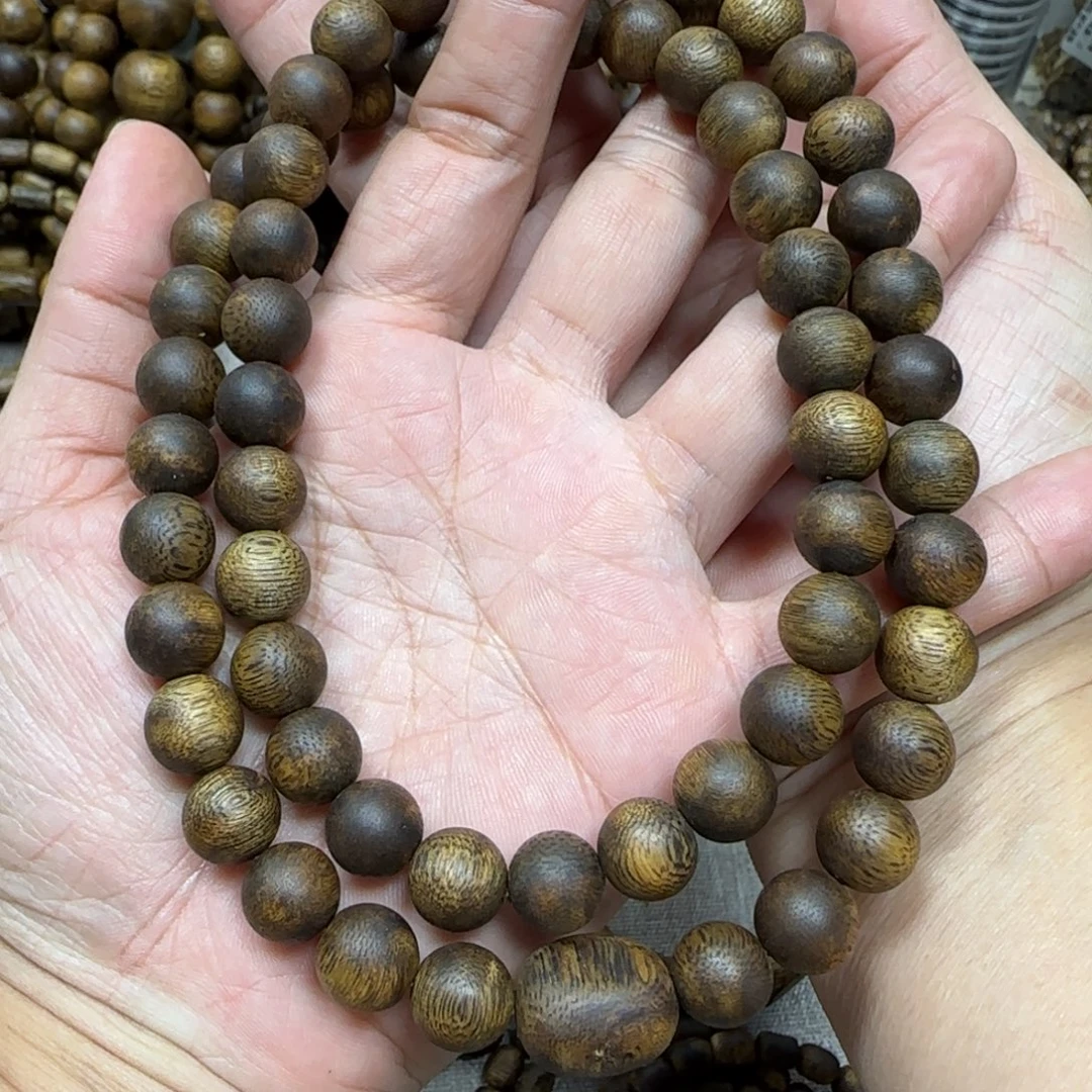 沉香手串莺歌绿多样性发货一条卡10-26克