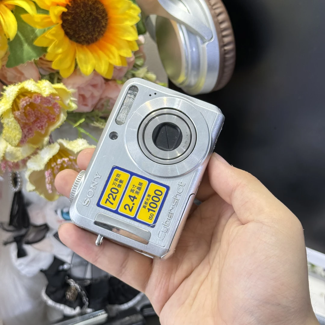 9新 Sony/索尼 索尼s700色彩感好滤镜多复古感五号电池供电