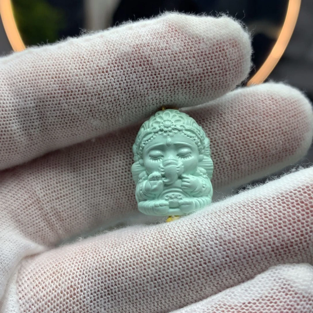 绿松石挂件未镶嵌