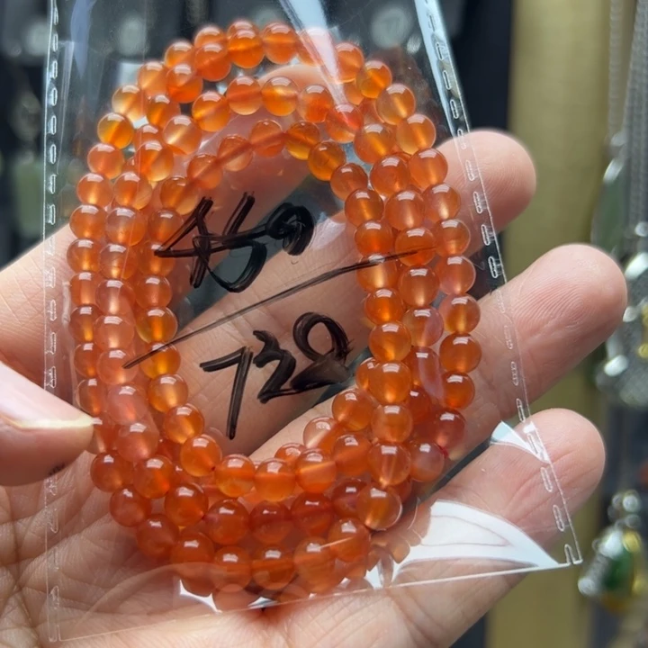 嫣***红南红玛瑙银S925镶嵌耳饰