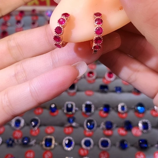 红宝石耳饰银S925镶嵌