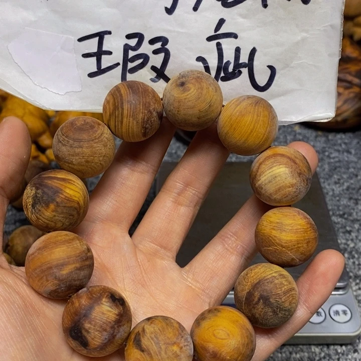 柏木（崖柏）瑕疵73