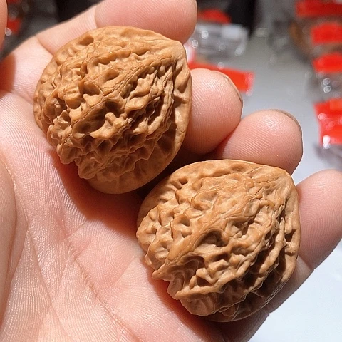 吊坠文玩核桃金牛