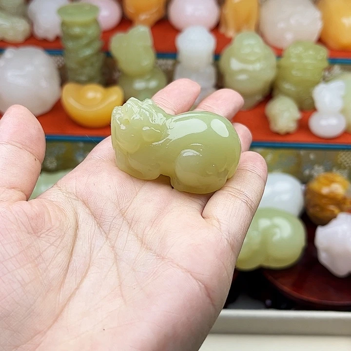 吃***才石材貔貅手吧吊坠