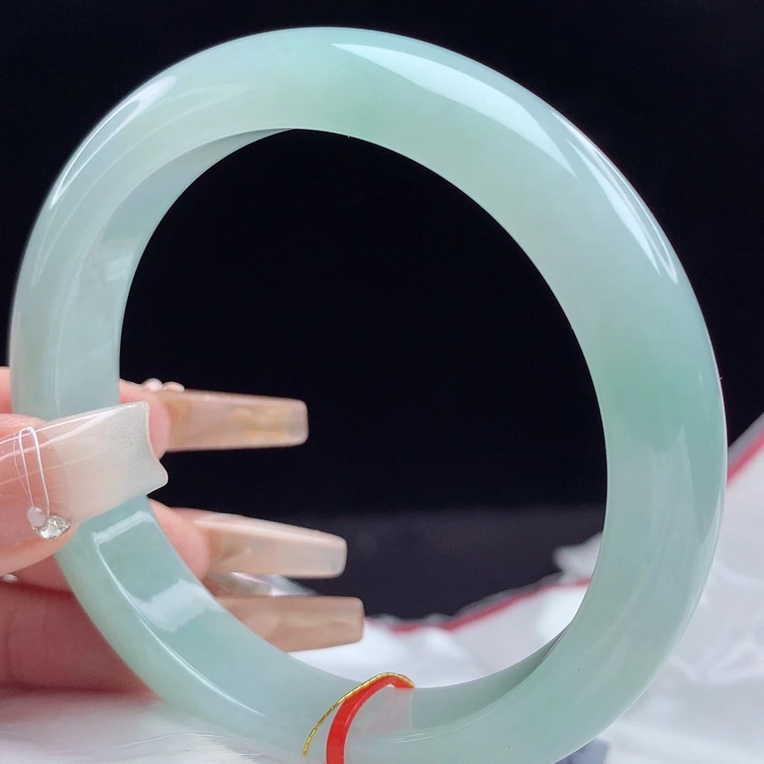 翡翠手镯未镶嵌58圈4173