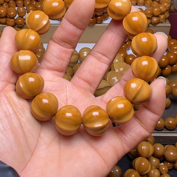 吊坠橄榄核聚宝盆