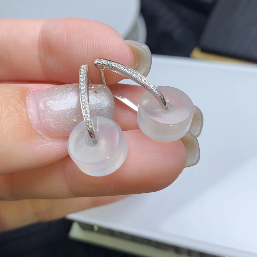 翡翠18K金镶嵌耳饰冰路路通