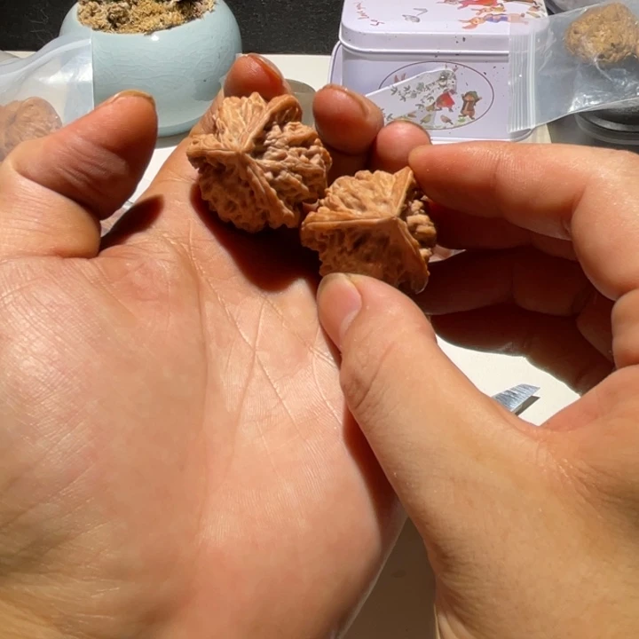 文玩核桃吊坠34盘山三楞