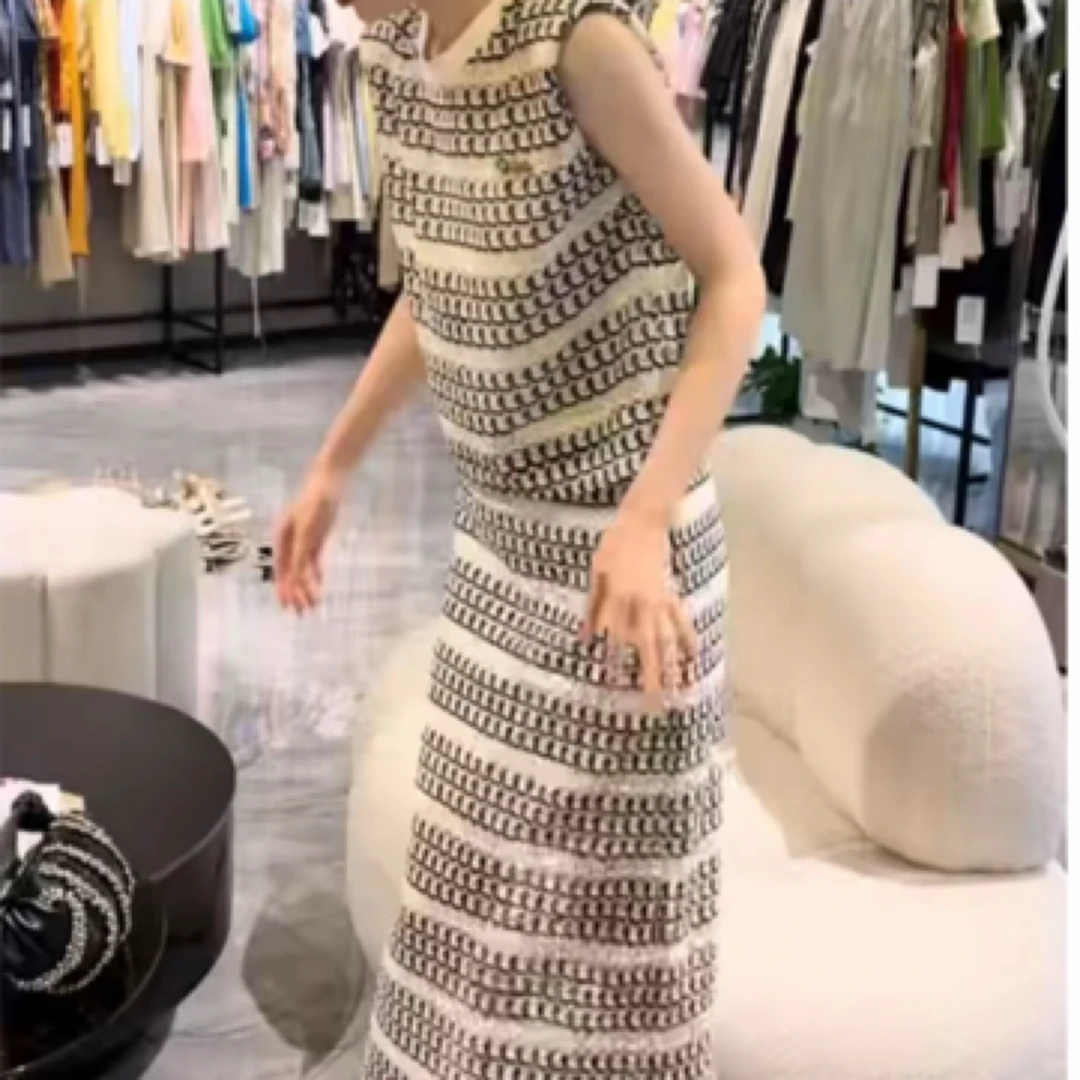 夏季新款复古显瘦小香风无袖上衣半身裙裙时尚女装套装