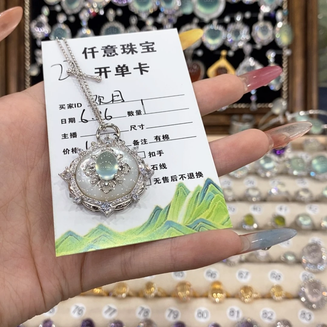 蛇纹石玉银S925镶嵌颈饰观*