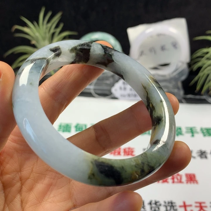 翡翠未镶嵌手镯31号 56圈