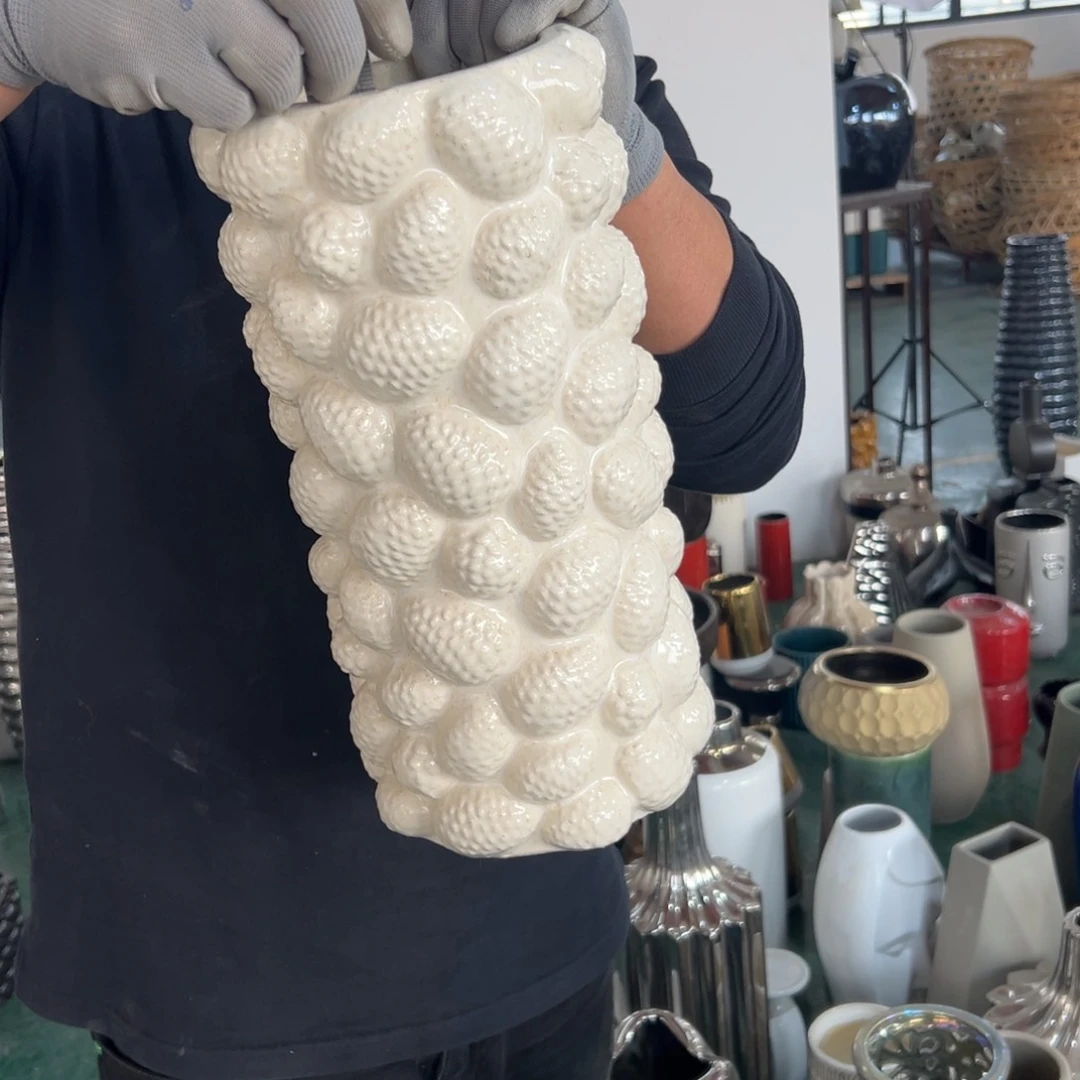 摆件37 号高中低温陶瓷工艺饰品（瓶口小烧裂）