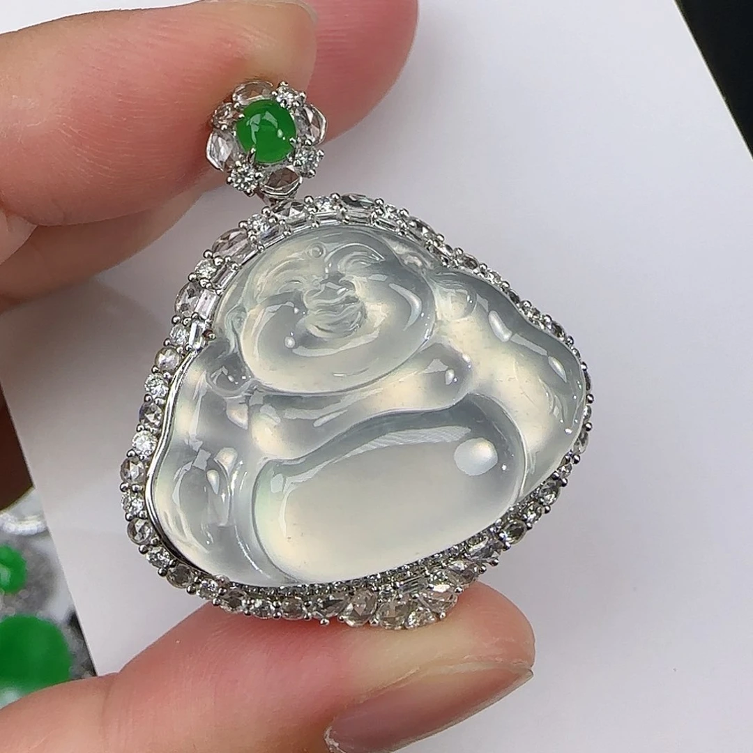 翡翠颈饰18K金镶嵌天然翡翠