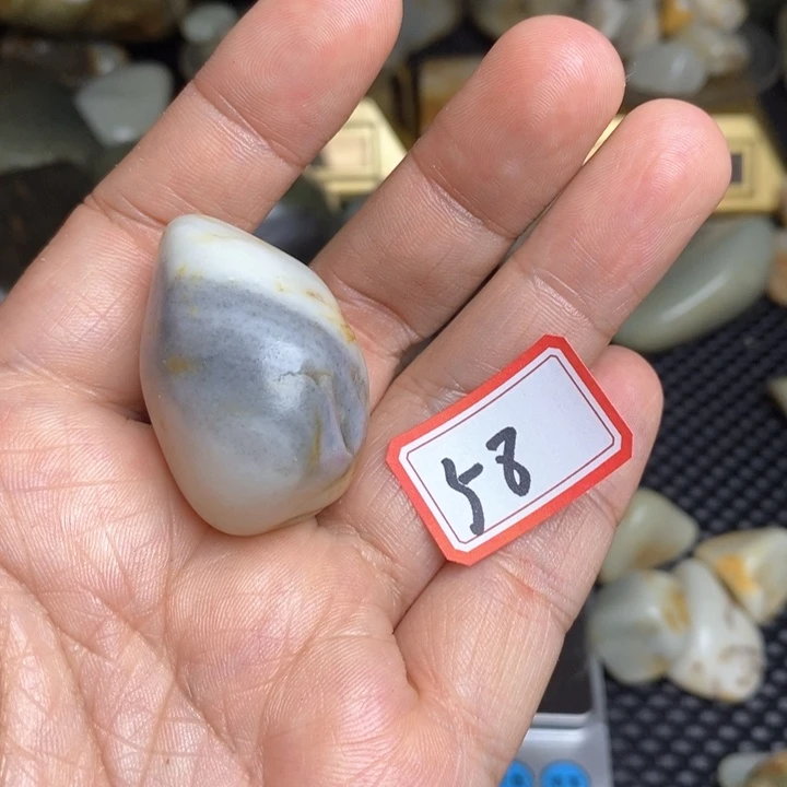 未镶嵌和田玉把件l****牧58