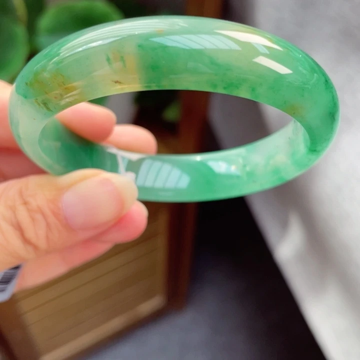 石英质玉手镯未镶嵌54 －55