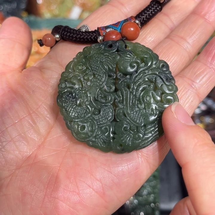 岫玉未镶嵌毛衣链